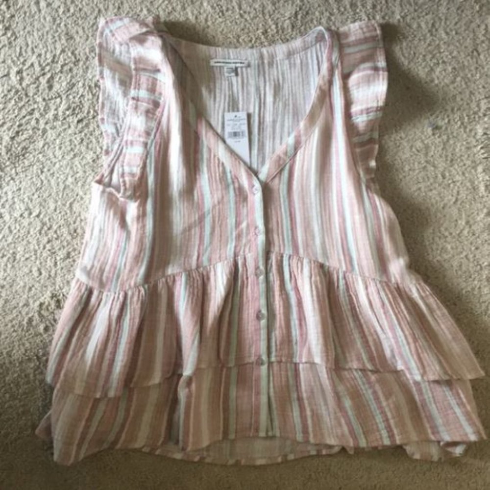 NWT AE Button-Up - Picture 4 of 4